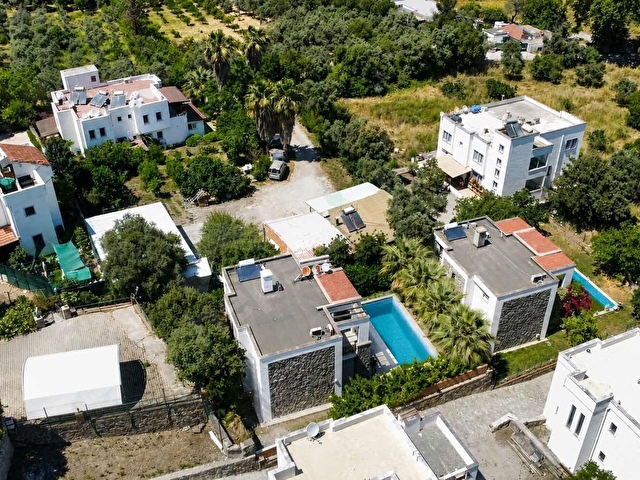 Marina Yakını Mustakıl Sezonluk Kiralık Havuzlu 4+1 Vılla - Görsel 2