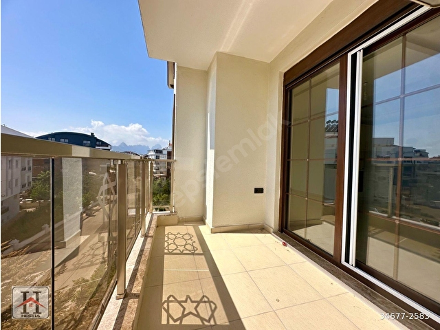 KONAKLARDA LÜKS SiTEDE SATILIK GENiŞ ARA KAT 1+1 DAiRE - Görsel 18