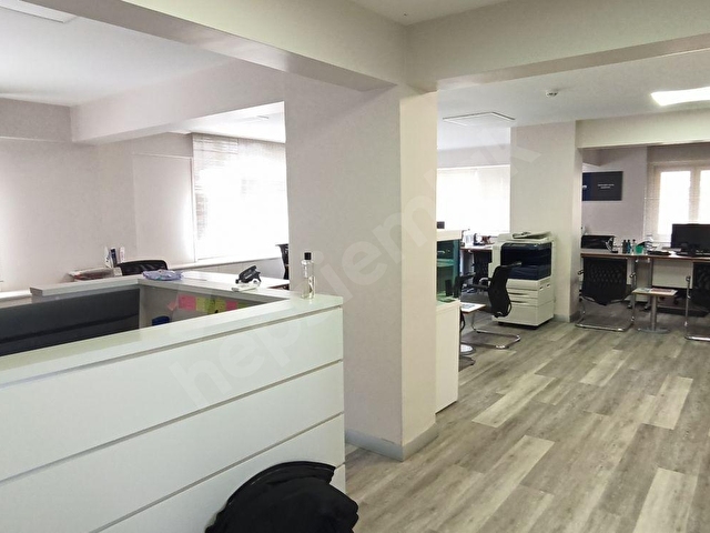 CADDE ÜSTÜ SIFIR AYARINDA ÇALIŞMAYA HAZIR DEKORASYONLU 135 M2 - Görsel 5