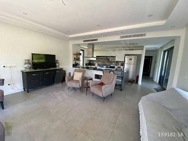 Akyarlarda site içinde müstakil bahçeli Kiralık Lüks Villa - Görsel 10