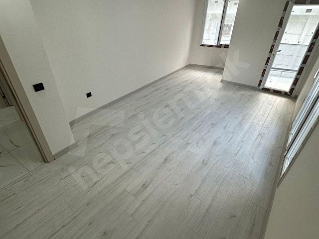 DEVRAN EMLAKTAN CUMHURİYETTE SATILIK 2+1 95 M2 4.KATTA SIFIR DAİRE - Görsel 2