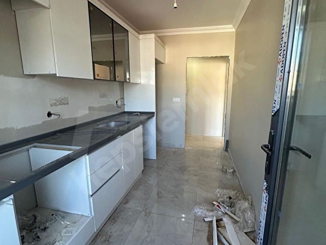 DKARDAN YENİ MAHALLEDE SATILIK SIFIR 2+1 ASANSÖRLÜ OTOPRK DAİRE - Görsel 3