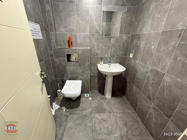 MALTEPE KÖPRÜ KAVŞAĞINDA 1725m2 KOMPLE KİRALIK İSKANLI PLAZA - Görsel 18