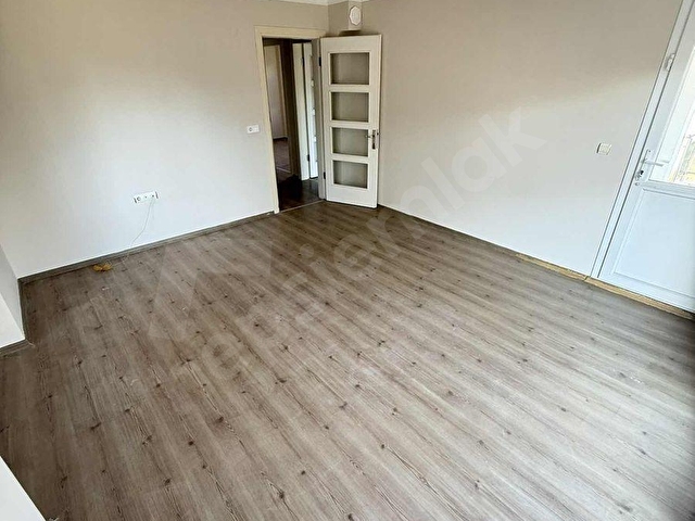 DAVUTLAR PAZAR YERİNDE GENİŞ 2+1 DAİRE - Görsel 6