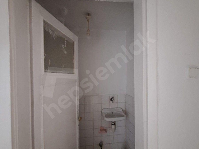ÇANKAYA DİKMEN SOKULLU CADDESİ ÜZERİNDE KİRALIK 1+1 DAİRE - Görsel 29