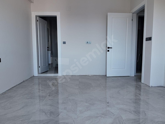 ATATÜRK PRESTİJ CADDESİNE KOMŞU 220 M2 5+1 SIFIR DUBLEKS DAİRE - Görsel 8