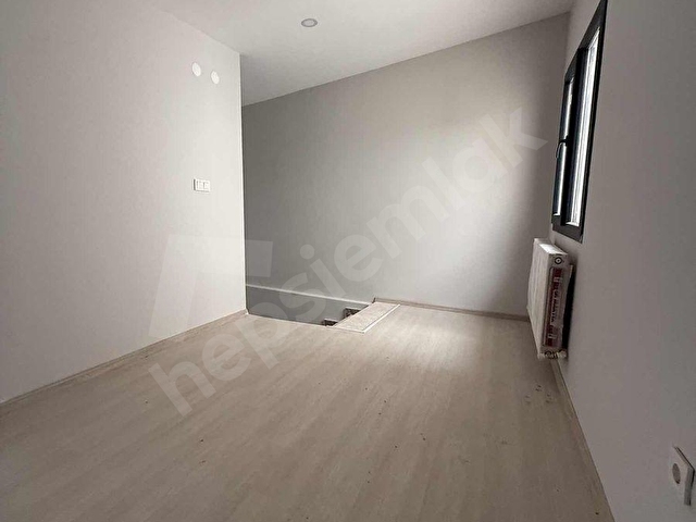 Ana cadde üzeri 3+1 dublex daire - Görsel 6