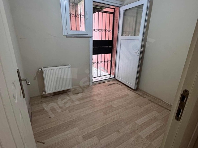 CADDE ÜZERİ SATILIK DAİRE - Görsel 3