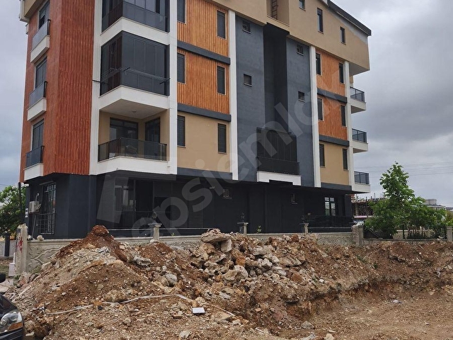 DÖŞEMEALTINDA SATILIK 4+1 TERS DUBLEKS | 2 YILLIK | OTOPARKLI