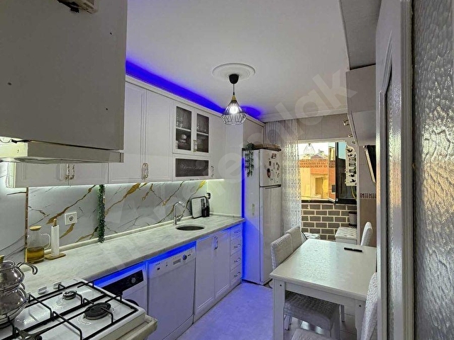 EMLAK CENTERDAN YENİ MAHALLEDE KİRALIK 3+1 KAPALI MUTFAK DAİRE - Görsel 13