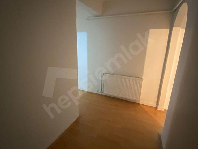 ETİMESGUT KAZIM KARABEKİR MAH.BAĞIMSIZ SALON 3+1 120 M2 KİRALIK DAİRE - Görsel 4