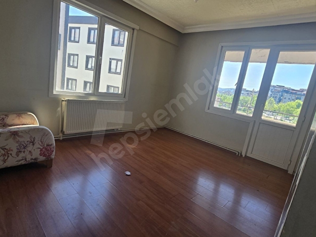 SANCAKTEPE OSMANGAZİ MAH 3+1 130 M2 44 M2 HİSSE PAYI VAR - Görsel 11