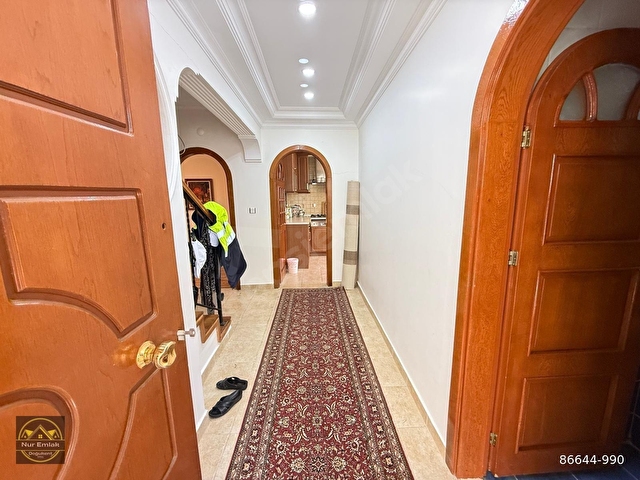 NUR EMLAKDAB HAKİMLER KÖYÜNDE DOĞA İLE İÇ İÇE YAPILI 4+1 VİLLA - Görsel 7