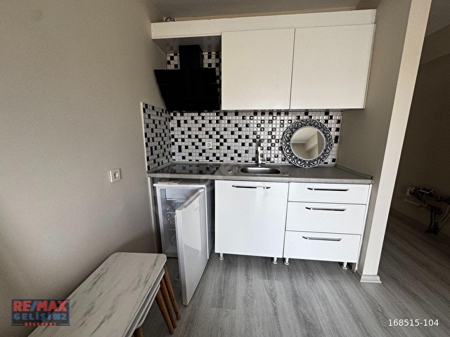 METROBÜSE YÜRÜME MESAFESINDE EŞYALI KIRALIK 1+0 DAİRE - Görsel 9