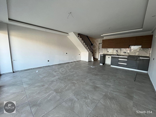 Taşyaka Meydan Plazada Kiralık 2+1 Dubleks Ofis | Ana Yol Cephe - Görsel 6