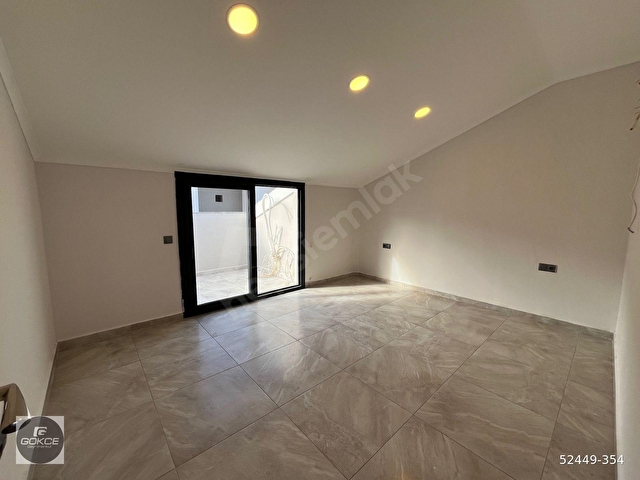 Taşyaka Meydan Plazada Kiralık 2+1 Dubleks Ofis | Ana Yol Cephe - Görsel 22