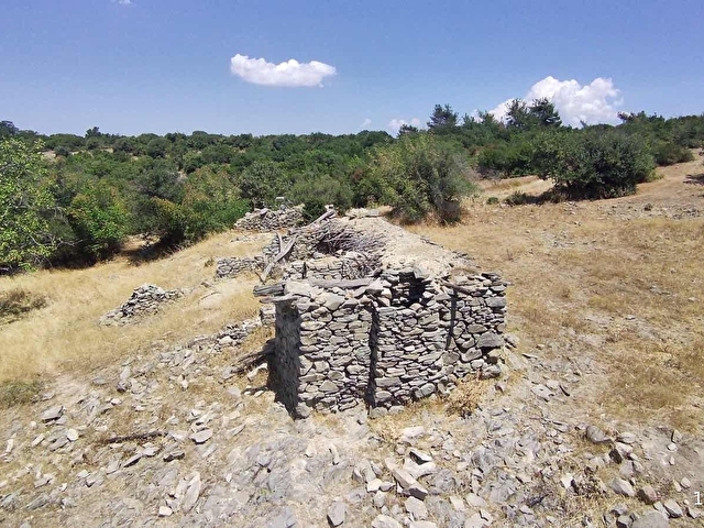 EZİNE KÖSELER KÖYÜNDE 860 m² KIŞLA YERİ - Görsel 19