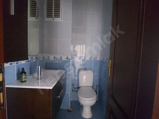 BEŞTEPE MERTEBE SOKAKTA YENİ BİNADA BAKIMLI 190 m2 NET TERS DUBLEKS +200 m2 TERASLI 4+1 OFİS - Görsel 10