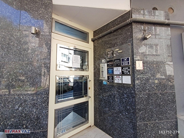 REMAX YAZDAN MERKEZDE KİRALIK OFİS - Görsel 25