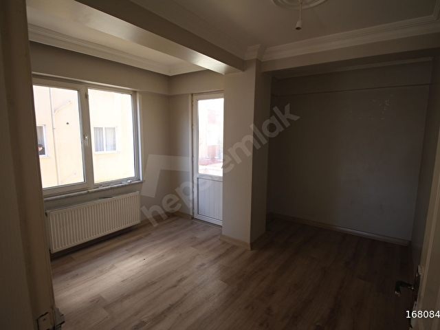 ÜMRANİYE SİTE MAH. 2+1 85 M2 SATILIK ARAKAT DAİRE - Görsel 8