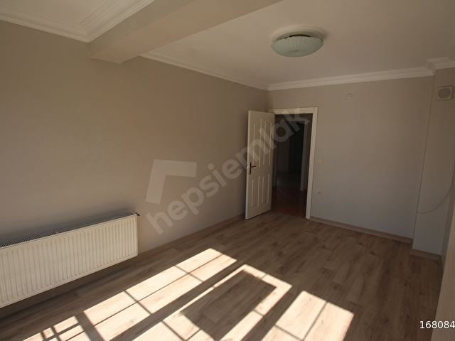 ÜMRANİYE SİTE MAH. 2+1 85 M2 SATILIK ARAKAT DAİRE - Görsel 2
