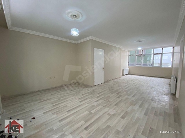 ZİYAPAŞADA KAPALI MUTFAK DOĞALGAZLI TEMİZ 2+1 KİRALIK DAİRE - Görsel 9
