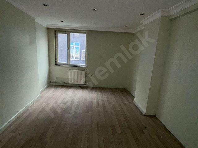 İPEKTEN KİRALIK BİNA 3 KATLI HER KAT 330 M2 CADDE ÜZERİ - Görsel 22