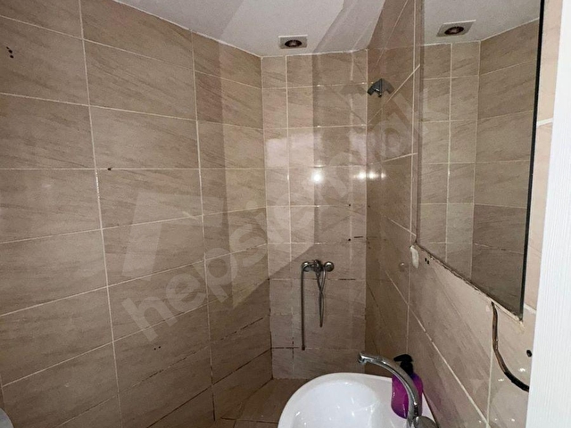 İPEKTEN KİRALIK BİNA 3 KATLI HER KAT 330 M2 CADDE ÜZERİ - Görsel 11