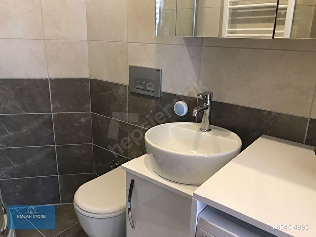 EMLAK STOREDAN CADDE YAKINI ARAKATTA EŞYALI KİRALIK 1+1 DAİRE - Görsel 16
