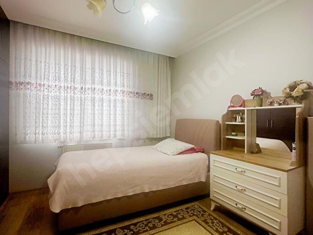 Selçukbey Mahallesinde satılık 3+1 170 metre² fırsat daire - Görsel 10