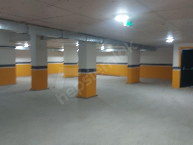 İÇERENKÖYDE SÜPER LOKASYONDA SIFIR BİNA KLİMALI EBEVEYN BANYOLU - Görsel 23