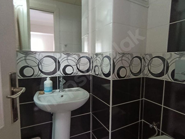 VALİ NEVZAT AYAZ LİSESİ ÇEVRESİ 3+1 EBEVEYN BANYOLU YENİ DAİRE - Görsel 29