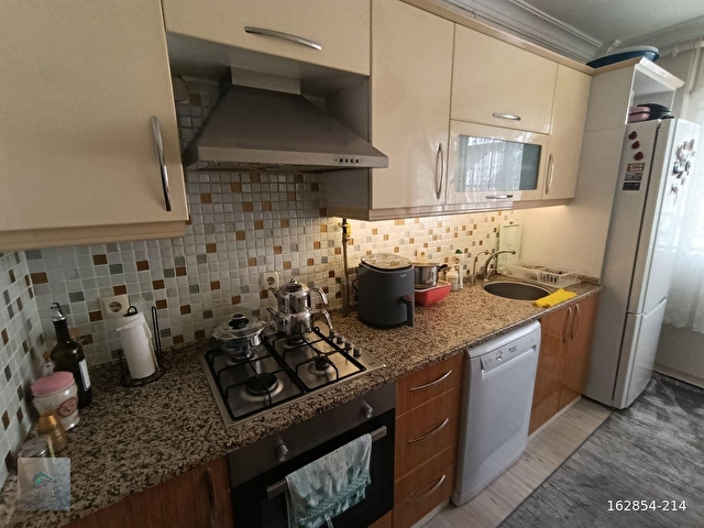 VALİ NEVZAT AYAZ LİSESİ ÇEVRESİ 3+1 EBEVEYN BANYOLU YENİ DAİRE - Görsel 10