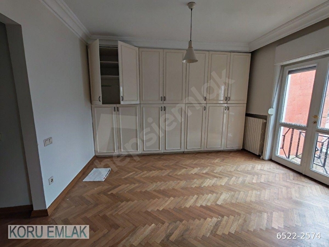 ORTAKÖY DE GÜVENLİKLİ HAVUZLU SİTEDE BAHÇELİ. MÜSTAKİL VILLA - Görsel 11