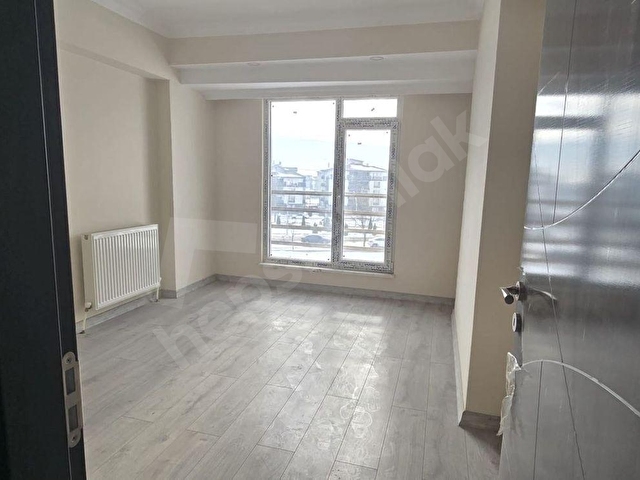 BOLUNUN EN NEZİH BÖLGESİNDE ALPAGUTBEYDE SATILIK 3+1 DAİRE ALTIN EMLAKTAN - Görsel 15