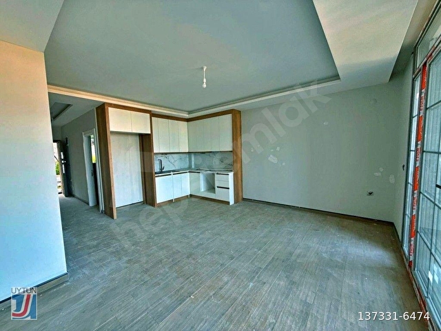 UYTUNDAN GÜREDE LÜKS SİTE PANORAMİK DENİZ MANZARALI BAHÇELİ 1+1 - Görsel 17