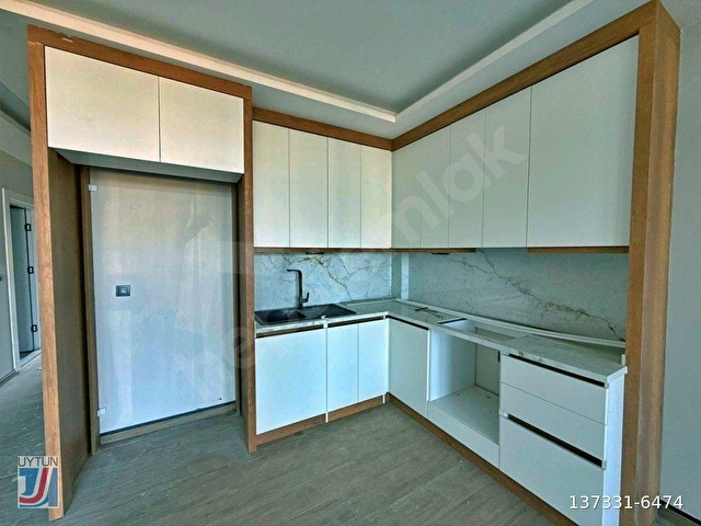 UYTUNDAN GÜREDE LÜKS SİTE PANORAMİK DENİZ MANZARALI BAHÇELİ 1+1 - Görsel 16