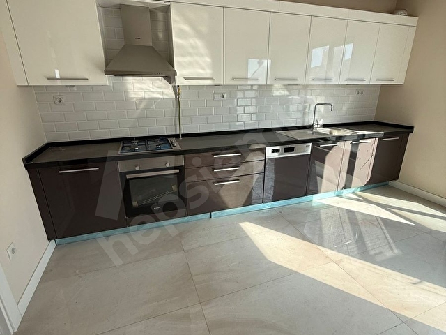BEŞEVLER KONAK MAH.DE SATILIK OTURUMA HAZIR SIFIR 3 +1DAİRE - Görsel 17