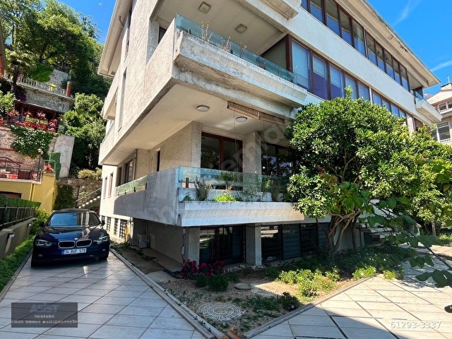 Piyasa Caddesinde Kiralık Boğaz Manzaralı, Balkonlu Yol Yalı Dairesi - Görsel 5