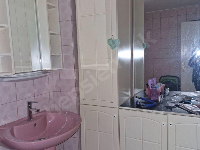 AŞAGI ÖVEÇLERDE KİRALIK DAİRE 2+1 1.KAT YÜKSEKLİGİNDE ALT KATI DAİRE BOYALI BADANALI ÇETİN EMEÇ YAK - Görsel 20