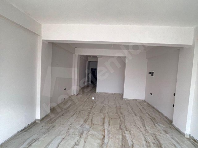 HASTANE YANINDA SATILIK 1+1 DAİRE - Görsel 3