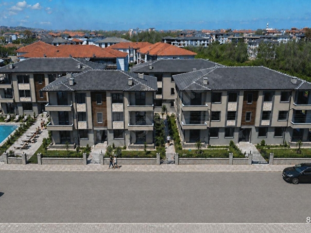 ARSLAN İNŞAAT 850.000TL PEŞİNAT 2027 TESLİM HAVUZLU SİTEDE 2+1
