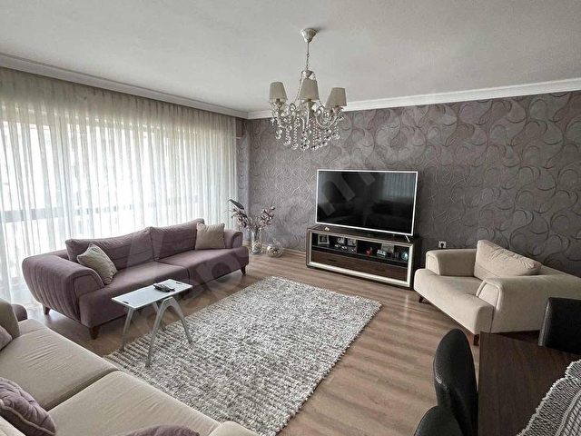POLAT LİVEDAN 3+1 EBEVEYN BANYOLU ARA KAT FULL YAPILI DAİRE - Görsel 11