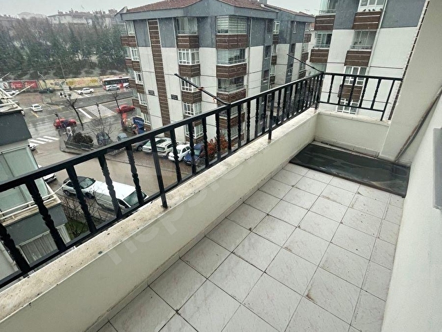 AŞUROĞLU EMLAKTAN SELÇUKLU MAHDE YAPILI 3+1 SATILIK DAİRE - Görsel 9