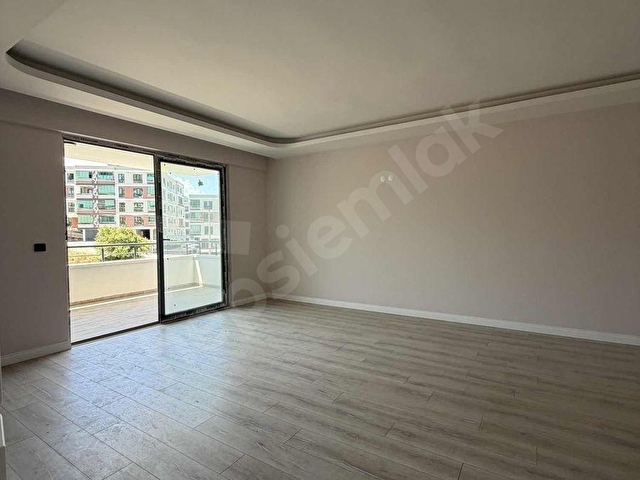 ATAKUM İSTİKLALDE BULVARA CEPHE EBEVYN BANYOLU LÜX 3+1 - Görsel 3