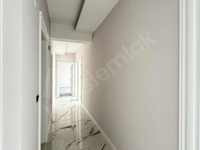 ATAKUM İSTİKLALDE BULVARA CEPHE EBEVYN BANYOLU LÜX 3+1 - Görsel 2