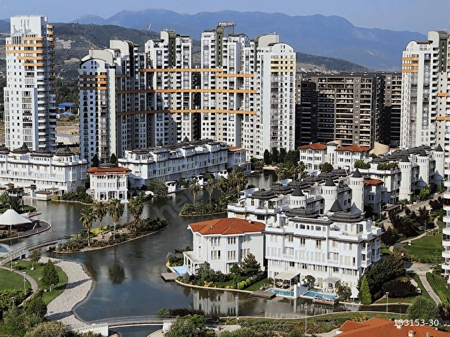 SİNPAŞ BURSA MODERN GÖL MANZARALI SATILIK 2+1 DAİRE