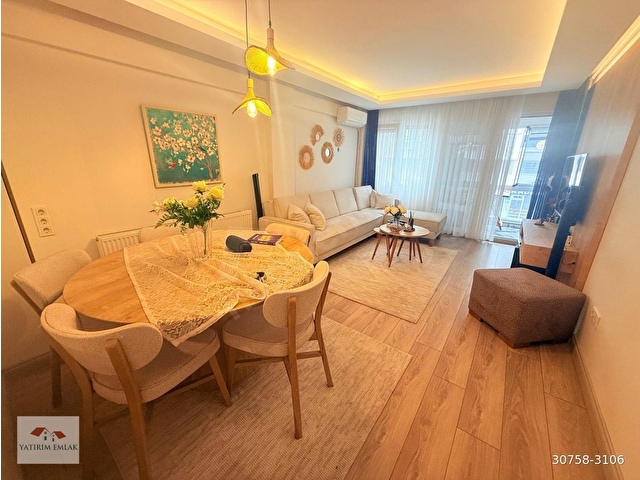 BAHÇELİEVLERİN EN GÜZEL YERİNDE LÜKS TADİLATLI SATILIK DAİRE - Görsel 2