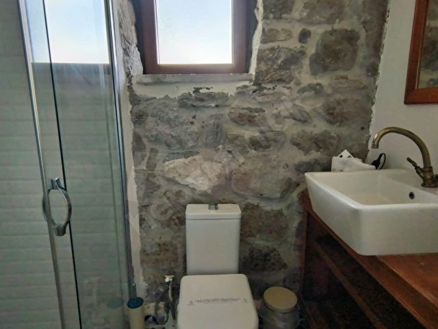 Ayvalık Küçükköyde Devren Taş Konseptli Rum evi Butik Otel - Görsel 25
