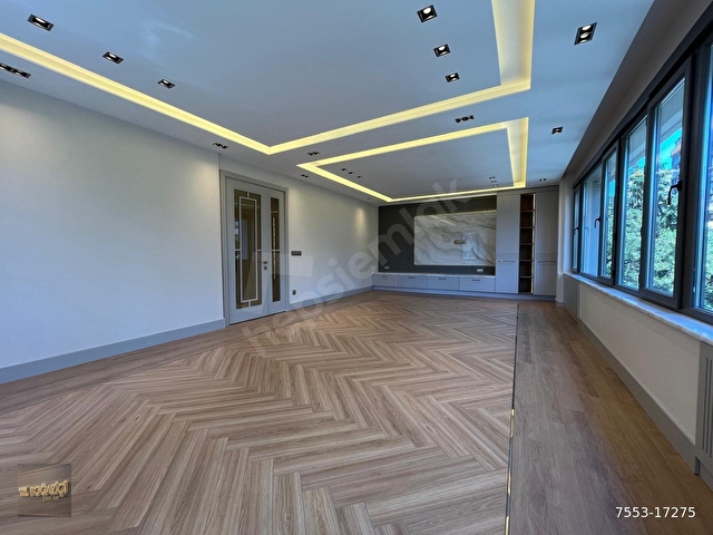 ÇİFTEHAVUZLARDA BAĞDATA YAKIN LÜKS MİMARİ DEKORLU 220m2 4+1 BOŞ DAİRE - Görsel 4